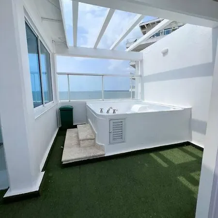 Apartamento De 3 Pisos Frente Al Mar Zona Norte Apartamento Cartagena